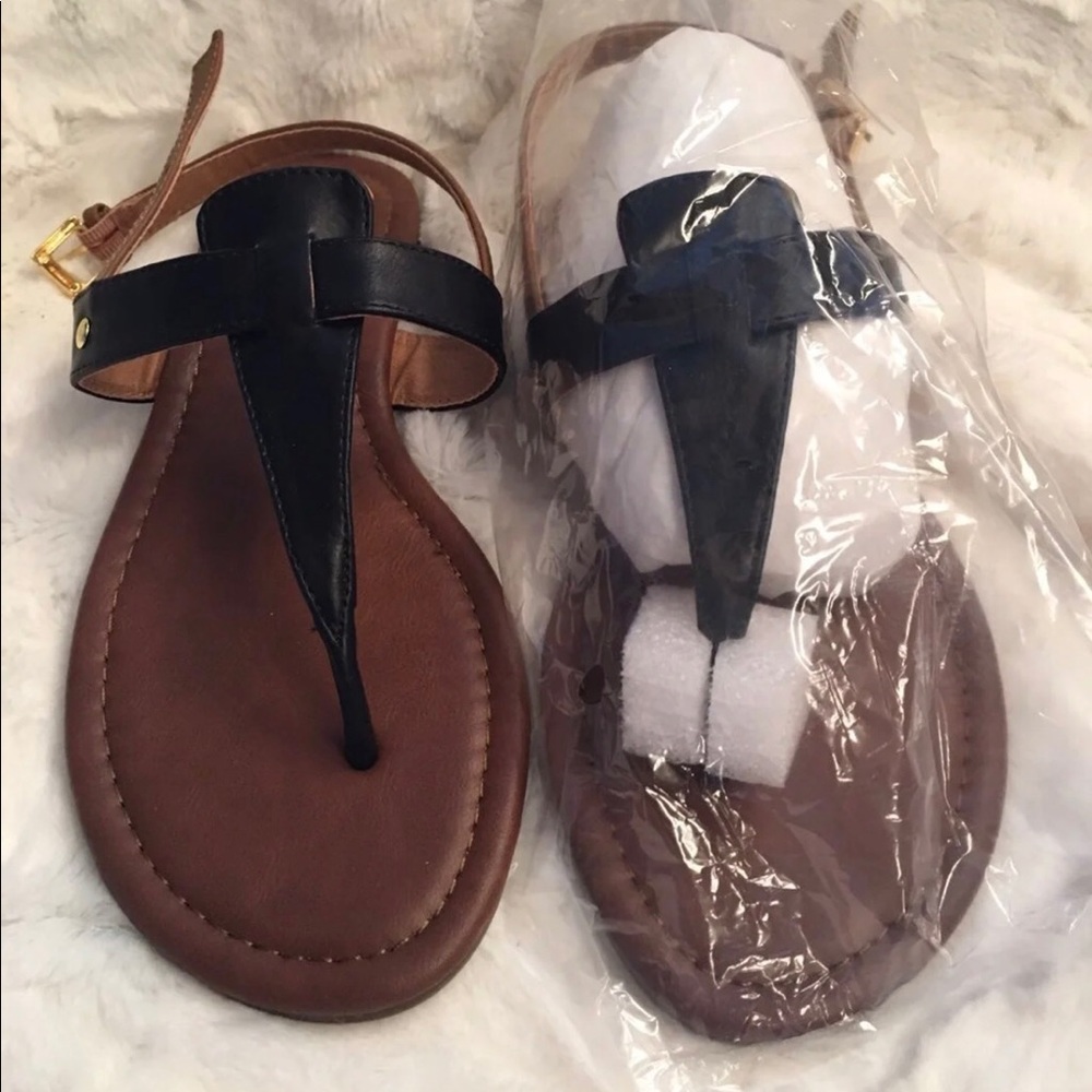 Sandals - Picture 3 of 5